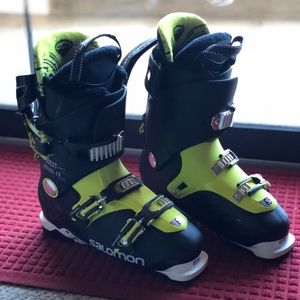 Salomon Quest Access 90 Ski Boot